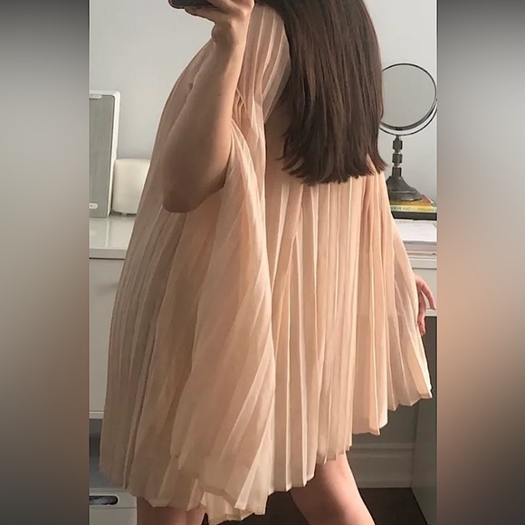 PRETTYLITTLETHING🌸 Beige, Pleated Cape Party Dress. - Picture 3 of 5